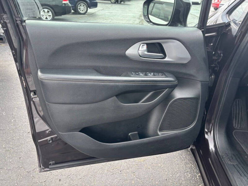 2018 Chrysler Pacifica Touring L