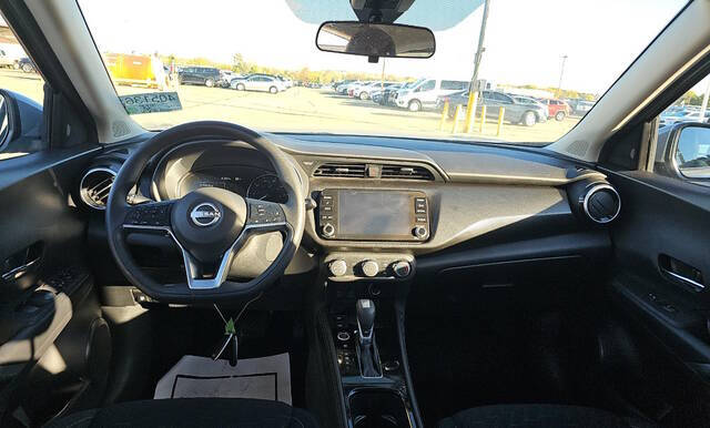 2024 Nissan Kicks SV