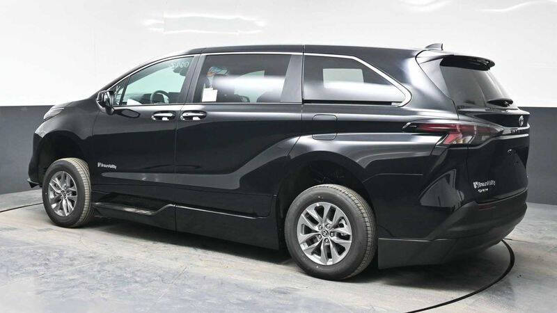 2025 Toyota Sienna