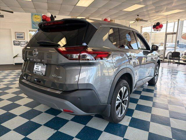 2021 Nissan Rogue SV