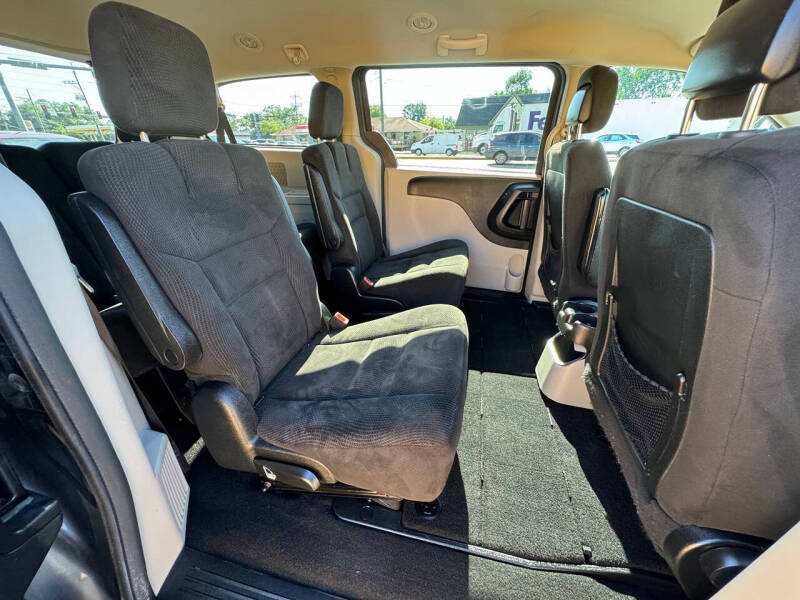 2017 Dodge Grand Caravan SE