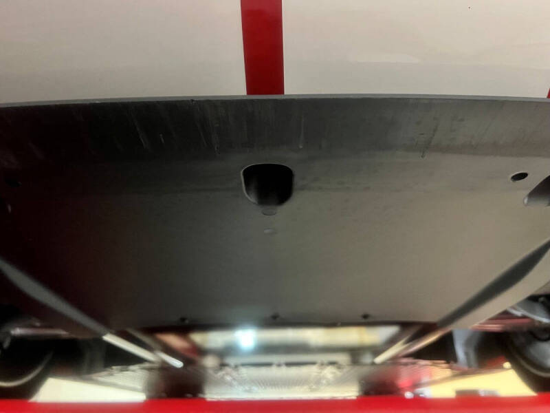2005 Ford GT Base - Photo 34