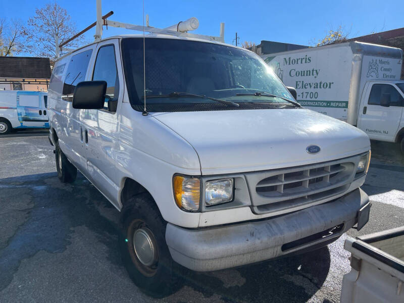 Used 1998 Ford Econoline Van BASE with VIN 1FTRE1424WHC19029 for sale in Frazer, PA