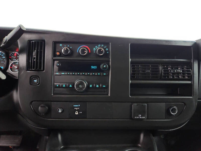 2020 GMC Savana 2500