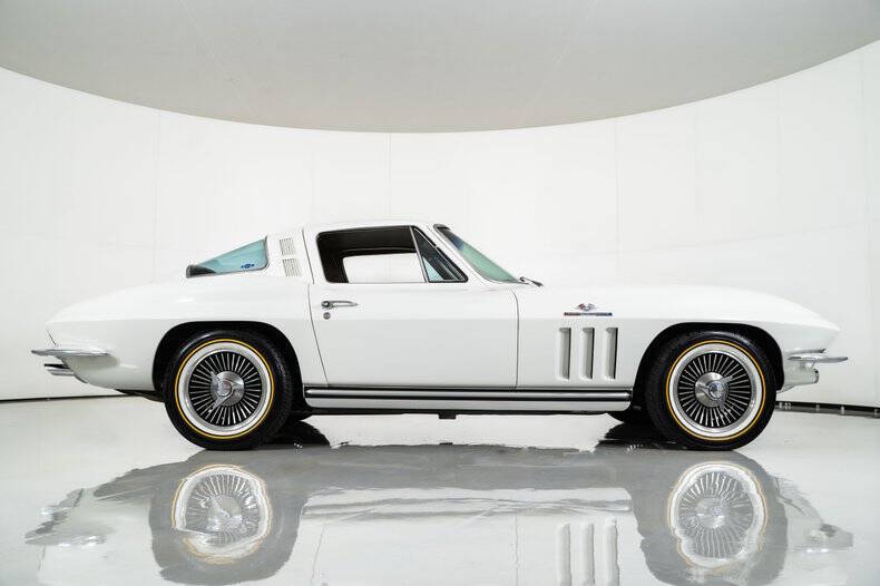 1965 Chevrolet Corvette