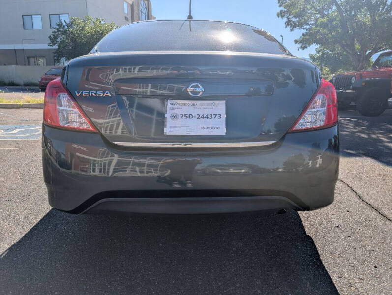 2016 Nissan Versa 1.6 S