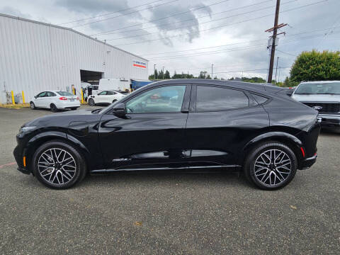 2024 Ford Mustang Mach-E Premium