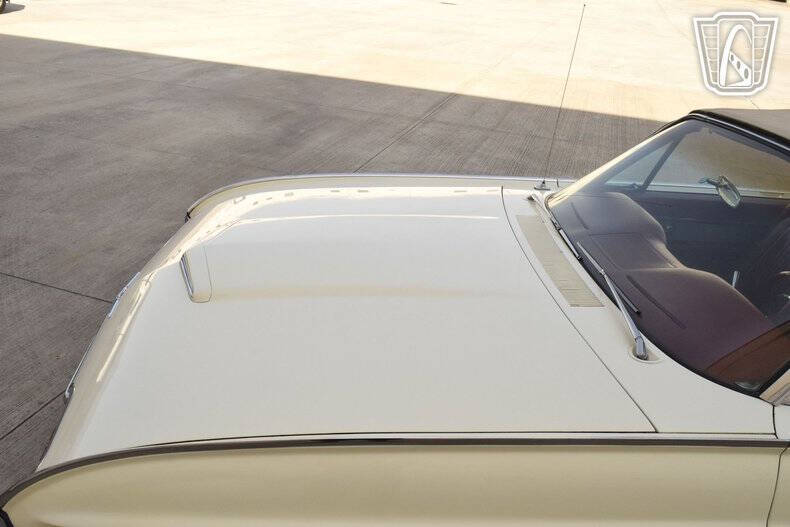 1963 Ford Thunderbird