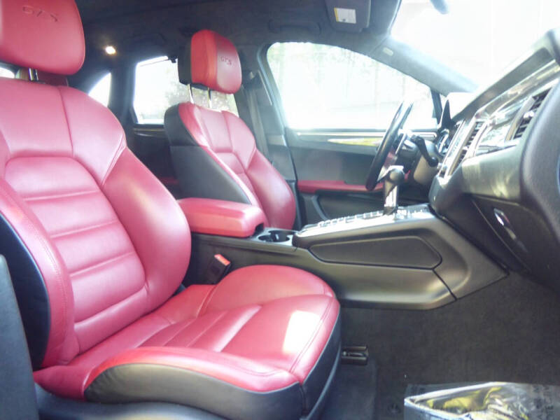 2018 Porsche Macan GTS