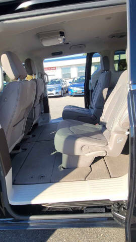 2020 Chrysler Pacifica Touring