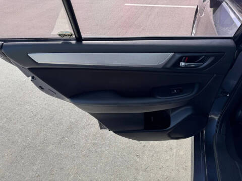 2015 Subaru Legacy 2.5i Premium