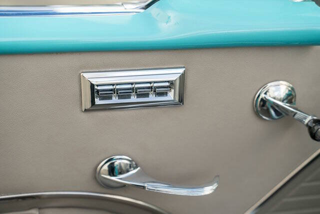 1955 Chevrolet Bel Air 24