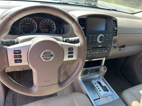 2012 Nissan Pathfinder Silver Edition