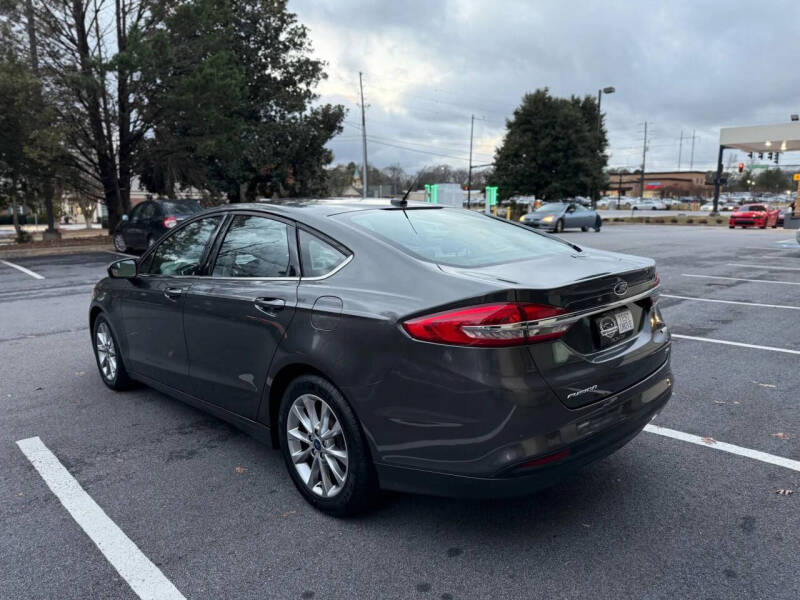 2017 Ford Fusion SE