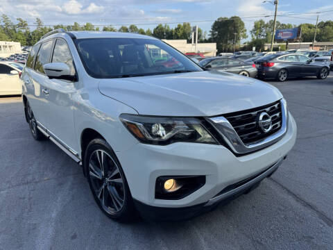 2017 Nissan Pathfinder Platinum