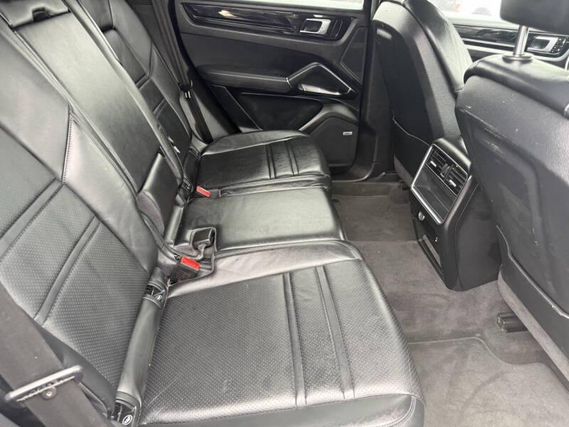 2021 Porsche Cayenne