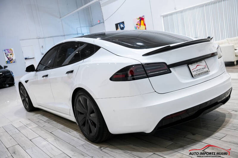 2023 Tesla Model S Standard Range