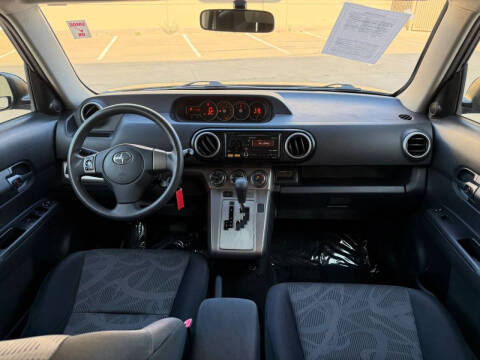 2013 Scion xB