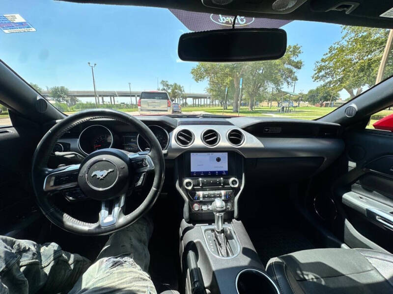 2020 Ford Mustang EcoBoost