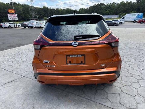 2021 Nissan Kicks SR