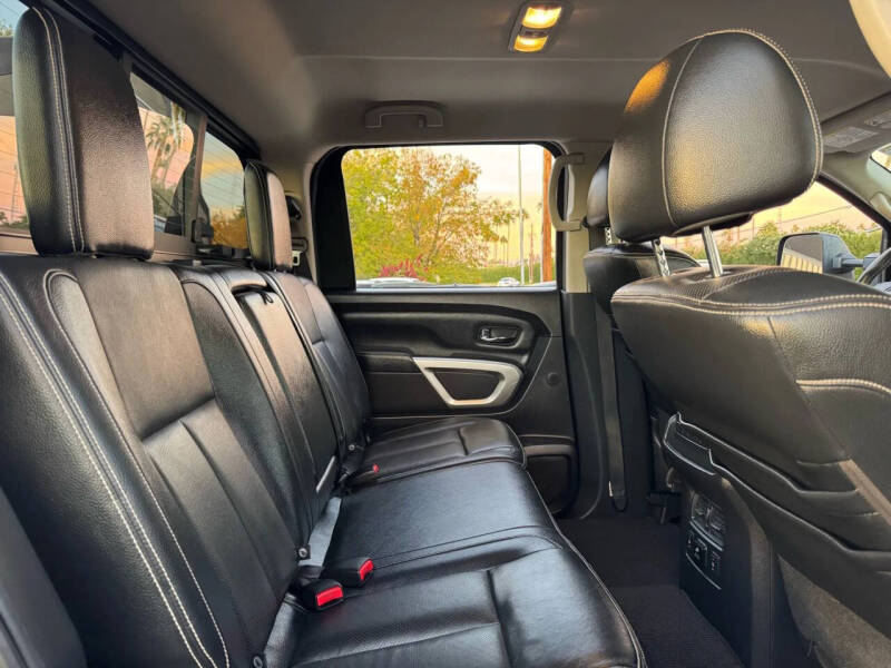 2016 Nissan Titan XD