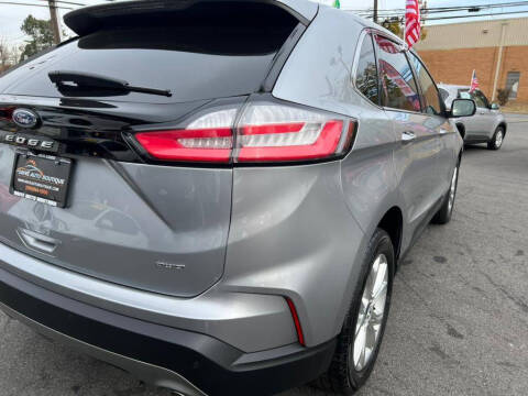 2022 Ford Edge Titanium