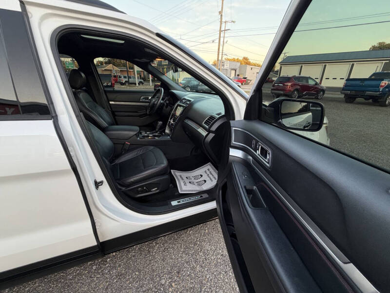 2017 Ford Explorer Sport