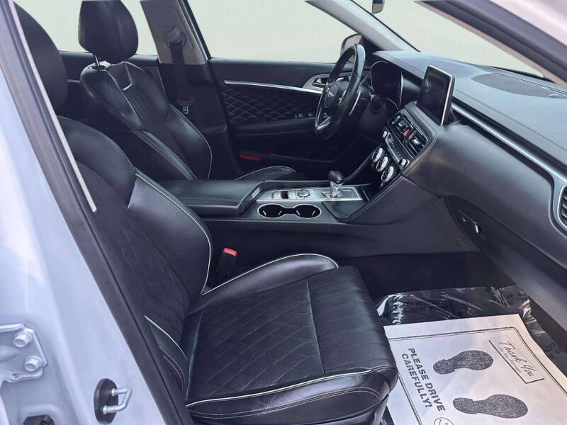 2019 Genesis G70 3.3T Advanced