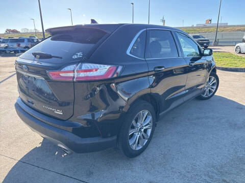 2019 Ford Edge Titanium