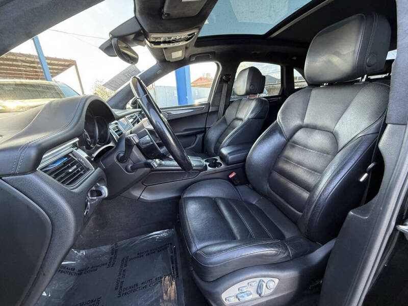 2018 Porsche Macan