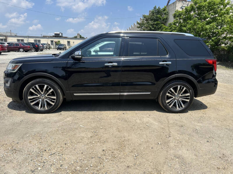 2017 Ford Explorer Platinum