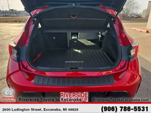 2025 Toyota Corolla Hatchback SE