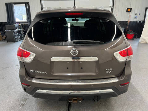 2015 Nissan Pathfinder SV
