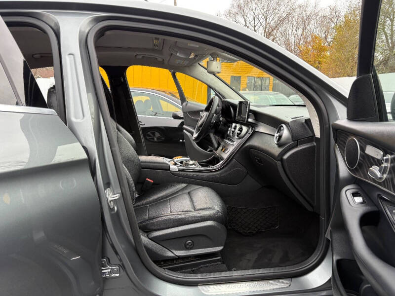 2017 Mercedes-Benz GLC GLC 300 4MATIC