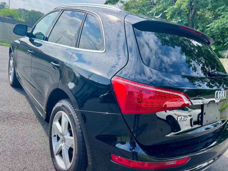 2012 Audi Q5 3.2 quattro Premium Plus