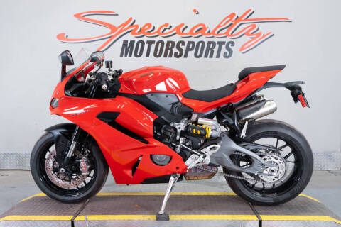 2026 Ducati Panigale V2