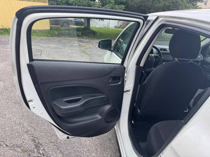 2018 Mitsubishi Mirage ES