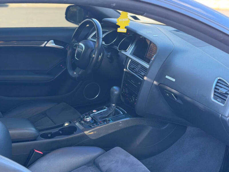 2011 Audi S5 4.2 quattro Prestige