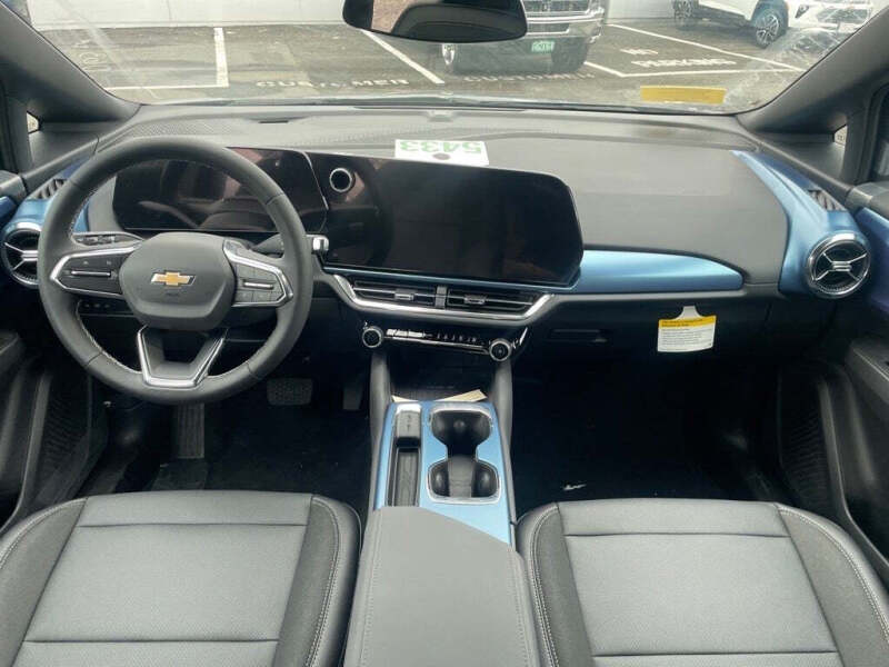 2026 Chevrolet Equinox EV LT 2