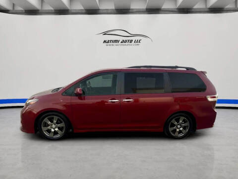 2017 Toyota Sienna SE Premium 8-Passenger