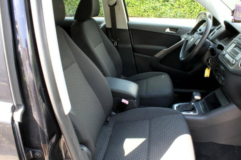 2009 Volkswagen Tiguan SEL