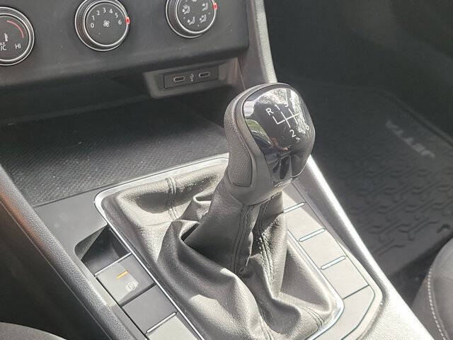 2023 Volkswagen Jetta S