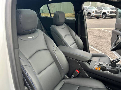 2025 Cadillac XT4 Sport