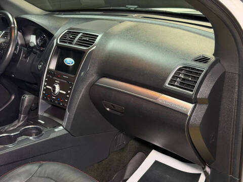 2017 Ford Explorer Sport