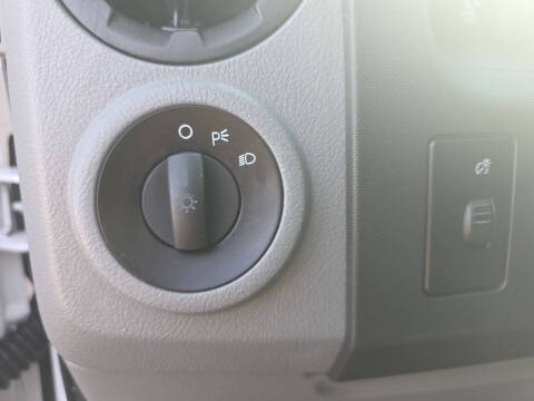 2014 Ford E-Series E-350 SD XL