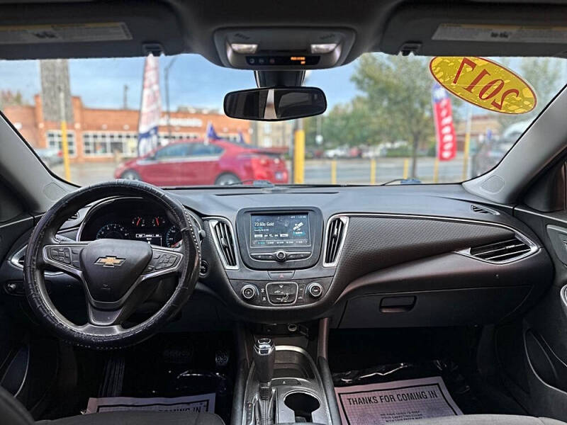 2017 Chevrolet Malibu LT