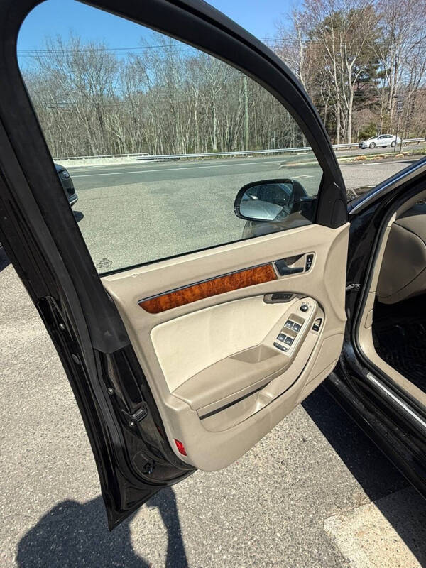 2012 Audi A4 2.0T quattro Premium Plus