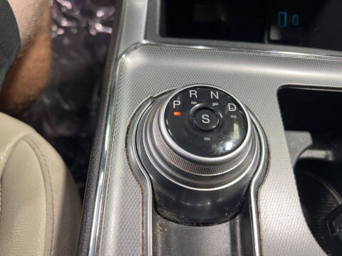 2021 Ford Edge Titanium