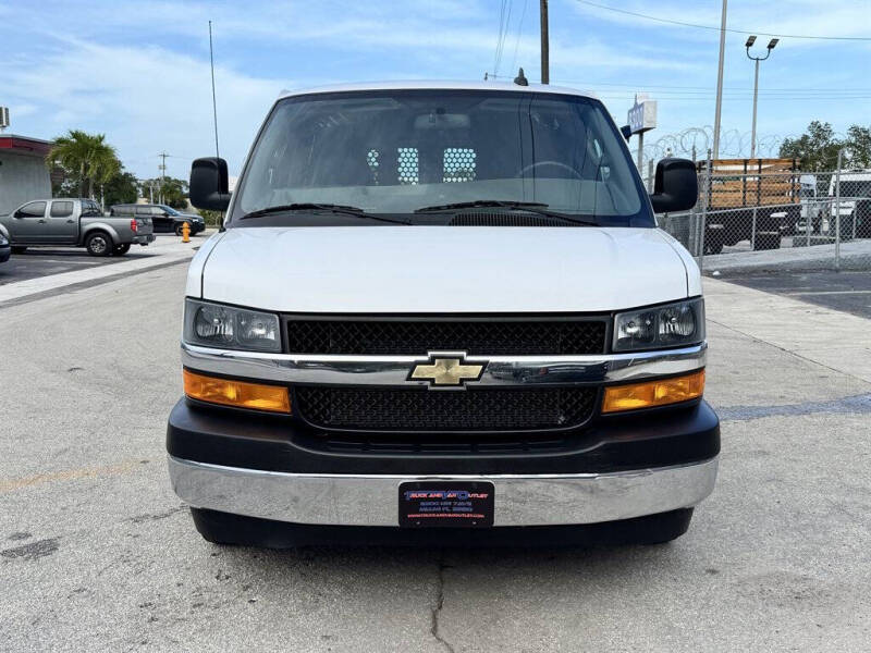 2023 Chevrolet Express 2500