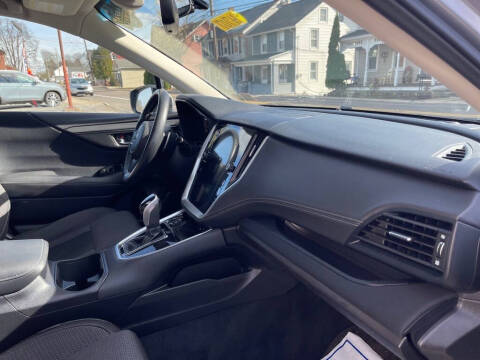 2022 Subaru Outback Premium